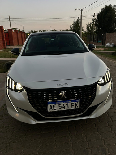Peugeot 208 1.6 Feline Tiptronic