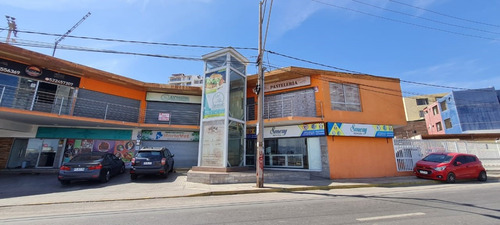 Arriendo 3 Locales, Sector Altos Gran Vía, Desde $ 950.000