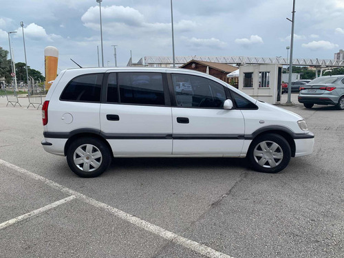 Imagem 3 de 15 de Chevrolet Zafira 2006 2.0 Comfort Flex Power 5p