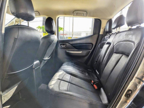 Imagem 6 de 8 de Mitsubishi L200 Triton 2.4 16v Turbo Diesel Outdoor Hpe Cd