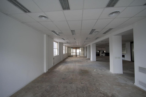 Imagen 8 de 22 de Paseo Colon 200 Oficina Recilada A Nuevo En Esquina - Oportunidad