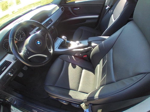 Imagen 17 de 17 de Bmw 318i Executive
