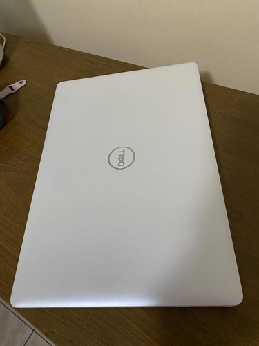 Imagem 2 de 5 de Vendo Notebook Dell