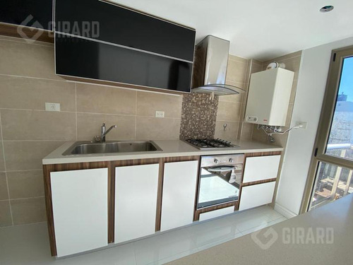 Departamento En Venta De 2 Ambientes A Estrenar, Edificio Damar Ix, En Zona Plaza Mitre