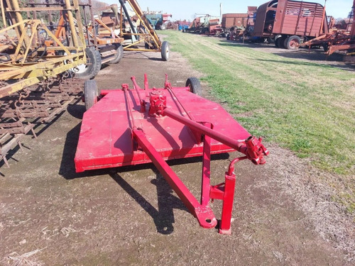Imagen 3 de 4 de Desmalezadora De Arrastre 1.50 Mts