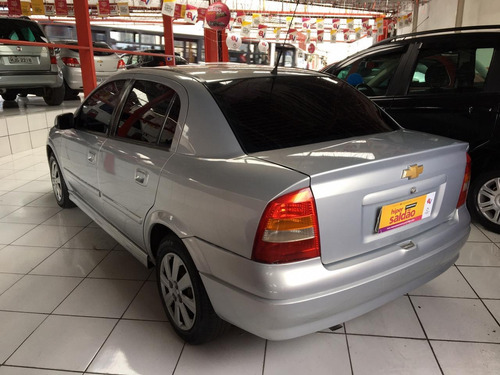 Chevrolet Astra Sedan 2.0 Gls 4p