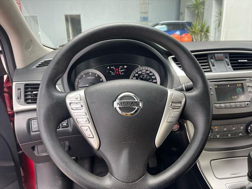 Nissan Sentra 1.8 Advance At