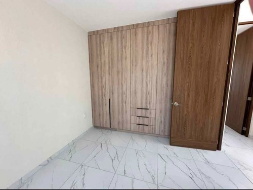 Se Vende Casa De Recuperación Bancaria En C. Del Clarin, Fracc. Fuentes De Las Animas. Xalapa Ver. Arf