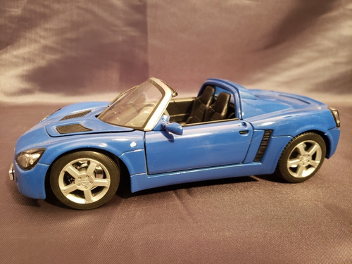 Opel Speedster Escala 1/18 Welly (Usado)