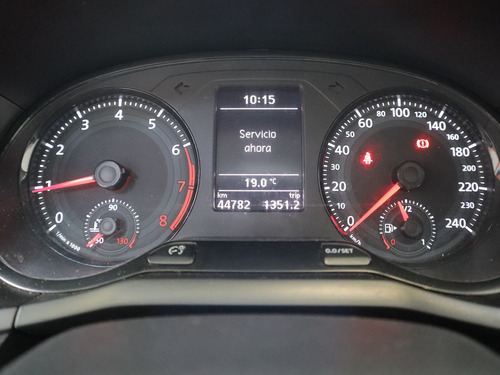 Volkswagen Voyage TRENDLINE 1.6 MT 2AB ABS