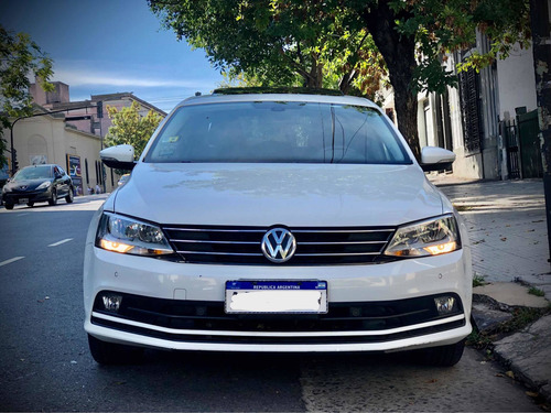 Volkswagen Vento 2.5 Luxury 170cv Tiptronic 2016