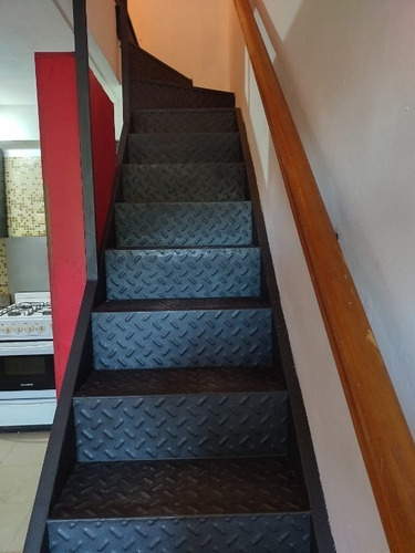 Departamento Tipo Casa En Alquiler En Lanus Este