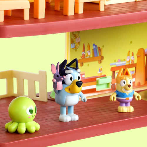 Casa De Bluey Playset Con Luces Y Sonido Rojo