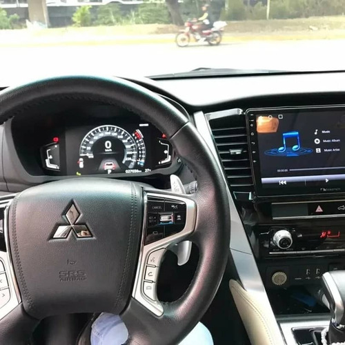 Imagen 6 de 9 de Mitsubishi Montero Sport 4x4 2020