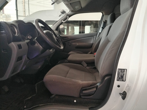 Nissan Urvan 2.5 Panel Amplia Aapack Seg Die Mt
