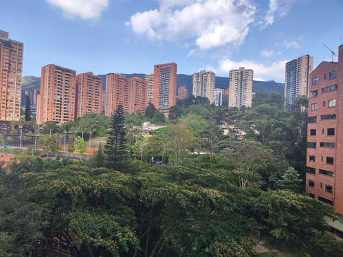 Apartamento Para La Venta El Poblado Los Balsos Medellín