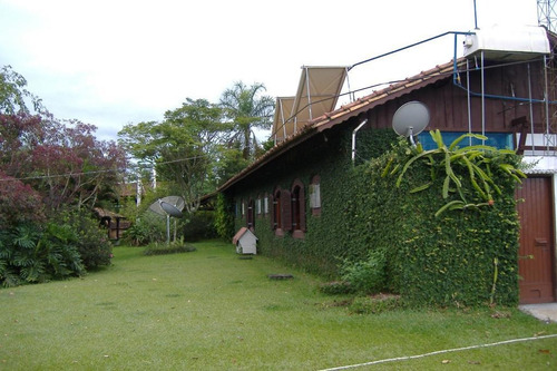 Chácara De 37.000m² Com 3 Casas Em Caçapava - Ch-1850