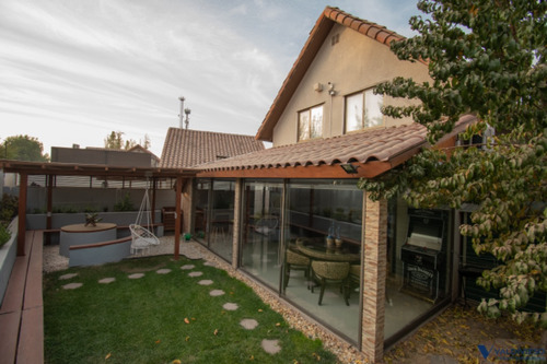 Venta Casa Condominio La Sierra, Chicureo