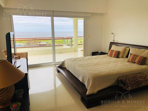Veramansa, 4 Suites, Toilette, Dep, Parrillero Propio, 2 Cocheras