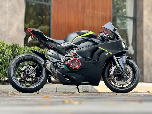 Ducati Panigale V4r | Alto Performance