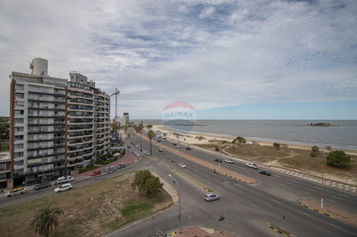 Imagen 19 de 30 de Venta Apartamento 3 Dorm. Malvin Con Vista Al Mar