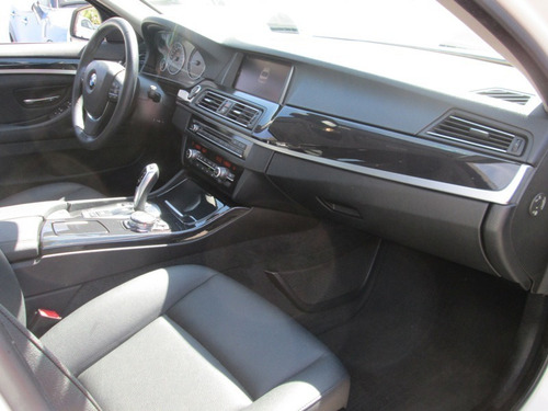 Imagen 10 de 10 de 2016 Bmw 520ia