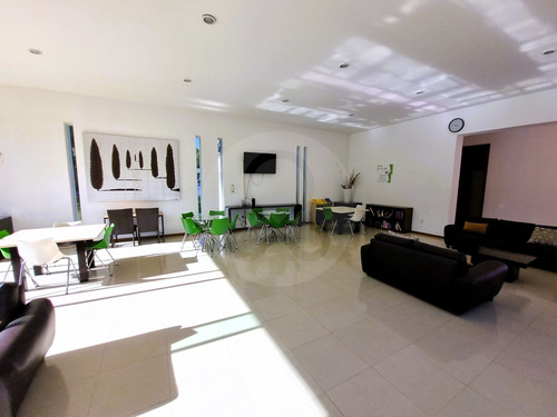 Casa En Venta En Bosque Real De Santa Anita, Tlajomulco Listo Para Estrenar