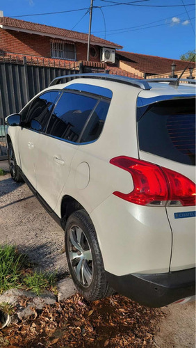 Imagen 6 de 14 de Peugeot 2008 2017 1.6 Feline