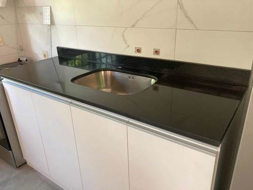 Imagen 7 de 9 de Mesada De Cocina En Mármol O Granito 1x55 Con Pileta