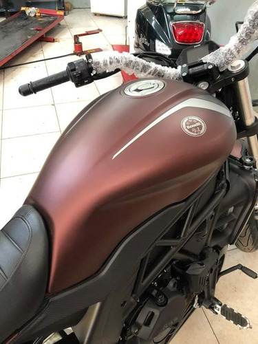 Imagen 10 de 25 de Benelli 502 C