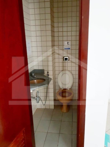 Imagem 5 de 5 de Sala, Qrts Para À Venda, Com 32,00 M², No Enseada Do Suá,vitória. - 109