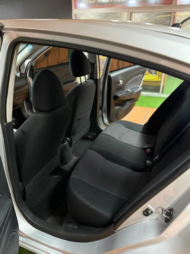 Nissan Versa 1.6 Sense At Sedán