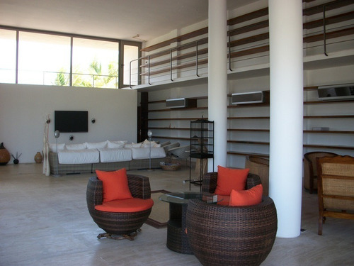 Imagen 22 de 30 de Tres Vidas, Casa Minimalista En Campo De Golf Y Playa. 4 Recamaras