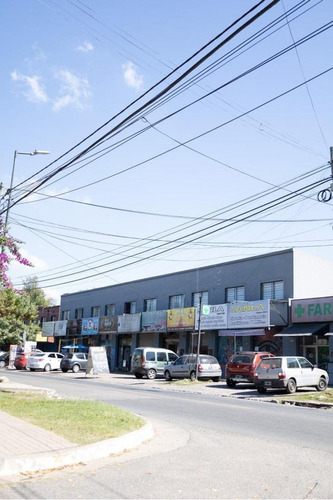 Imagen 2 de 4 de En Venta. Local Centro Comercial Irigoin 2066