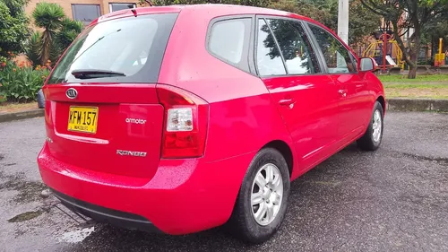 Kia Carens 2.0 Mec. 7 Ptos .Full Equipo