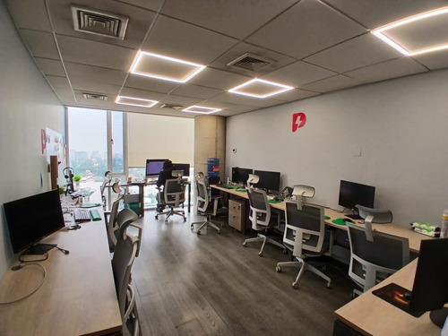 Excelente Oficina De 439m2 Habilitada En Excelente Sector