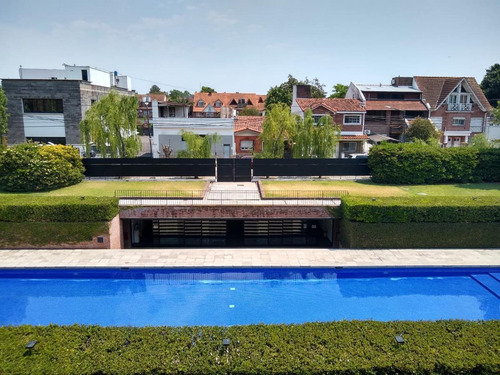 Imagen 6 de 15 de Oficina 2 Amb En Condominio San Isidro Loft, Pileta, 2 Cocheras, Seguridad