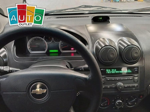 Chevrolet Aveo Lt 2011 Gris Plata 4 Puertas