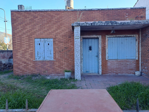 Venta - Casa 3 Ambientes A Reciclar, Hurlingham