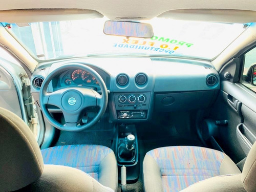 Imagem 10 de 11 de Chevrolet Celta 1.0 Mpfi Spirit 8v Flex 2p Manual