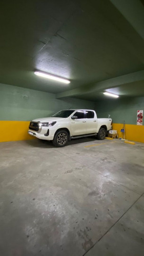 Cochera En Venta En Lomas De Zamora