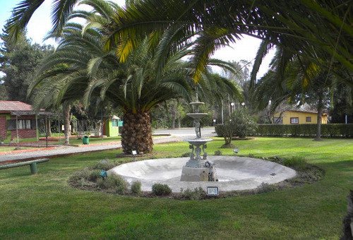 Parcela Con Centro Recreacional Funcionando - Usares De La M