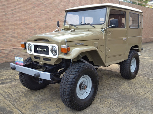Imagen 1 de 16 de Toyota Fj40 4x4 - Sincronica