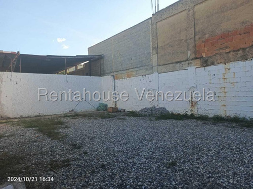 Dennymar Vende Terreno Al Centroeste De La Ciudad, Ofreciendote Un Espacio De 302 Mts2 Para Ser Ambientados Y Acondicionados Para Concesionario, Te Invito A Descubrir Otras Bondades Contáctame B5ba4b