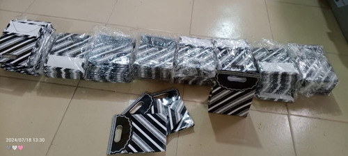 Remate Lote Papel Y Bolsas De Regalo Diferente Tamaño Diseño