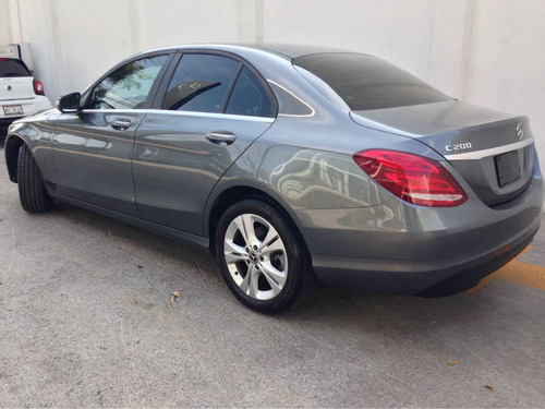Imagen 3 de 12 de Mercedes-benz Clase C 2018 4p C 200 Exclusive L4/2.0/t Aut