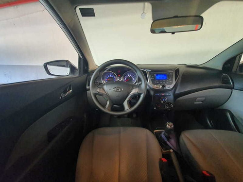 Hyundai Hb20s 1.6 Comfort Plus Flex 4p