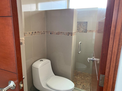 Casa En Venta En Residencial Trento, Irapuato, Gto.