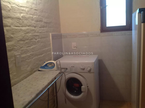 Casa En Venta De 3 Dormitorios En Barrio Cantegril, Punta Del Este.