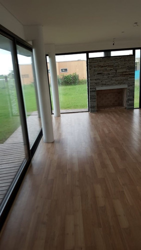 Imagen 6 de 21 de Casa En Alquiler Ubicado En El Cantón Norte, Escobar, G.b.a. Zona Norte